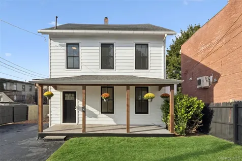 10 South Street Beacon NY 12508