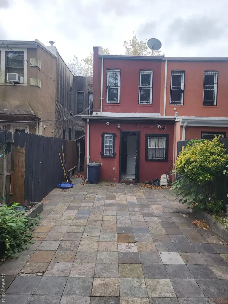 647 Saint Johns Place Brooklyn NY 11216