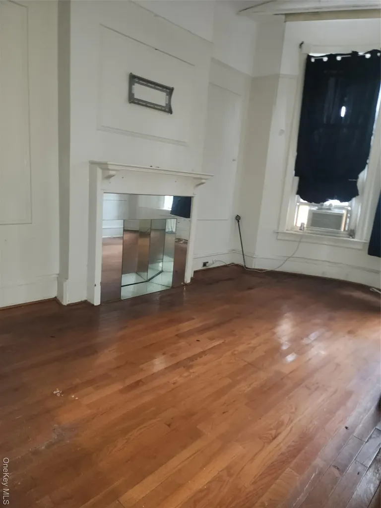 647 Saint Johns Place Brooklyn NY 11216