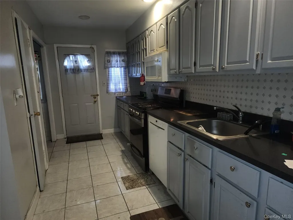 647 Saint Johns Place Brooklyn NY 11216