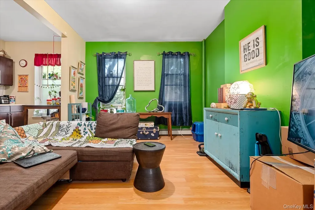 285 Lincoln Avenue Brooklyn NY 11208