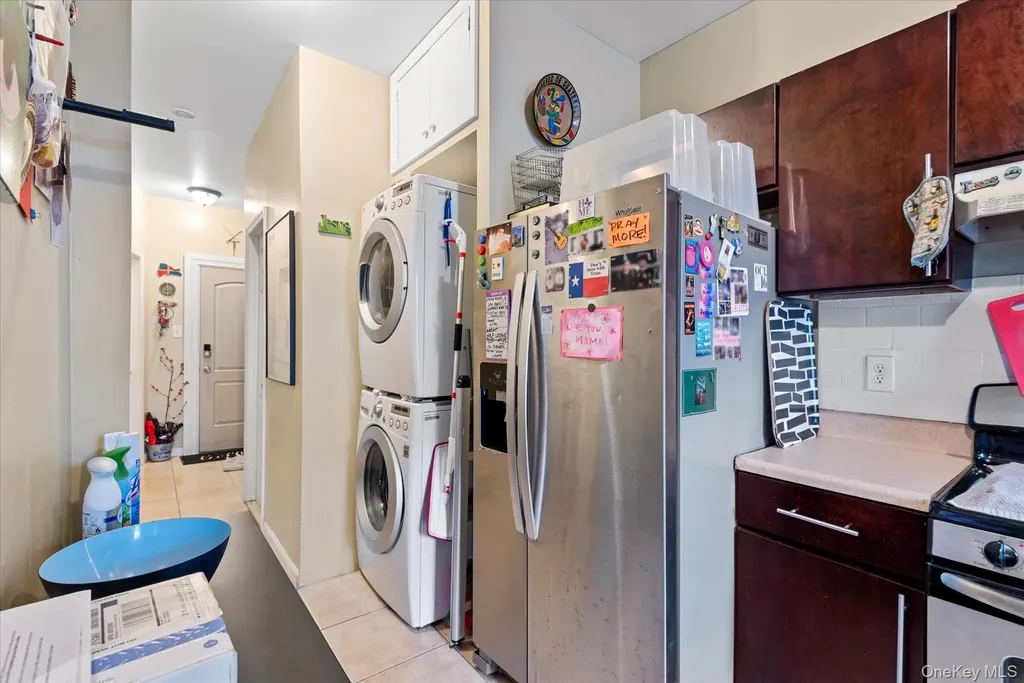 285 Lincoln Avenue Brooklyn NY 11208