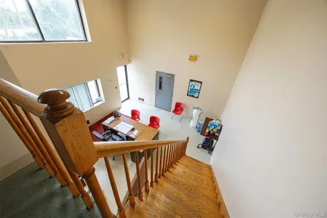 44 Manchester Road Poughkeepsie NY 12603
