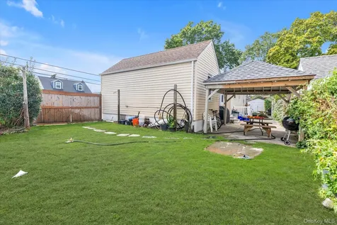 1039 Elizabeth Street Baldwin NY 11510