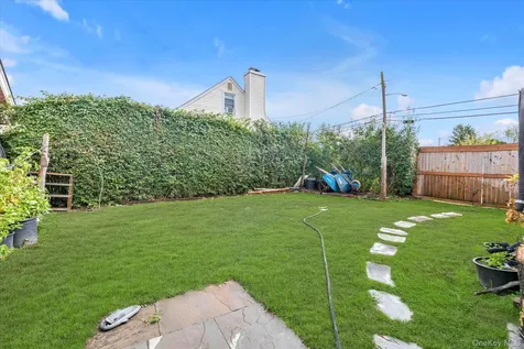 1039 Elizabeth Street Baldwin NY 11510