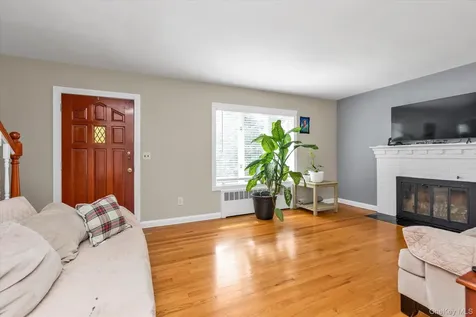 1039 Elizabeth Street Baldwin NY 11510