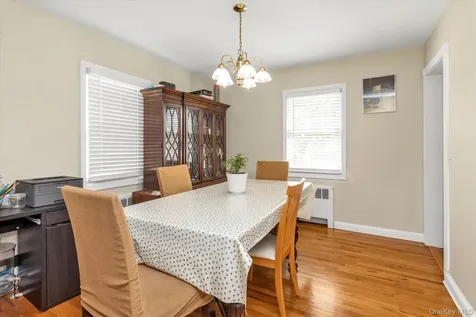 1039 Elizabeth Street Baldwin NY 11510