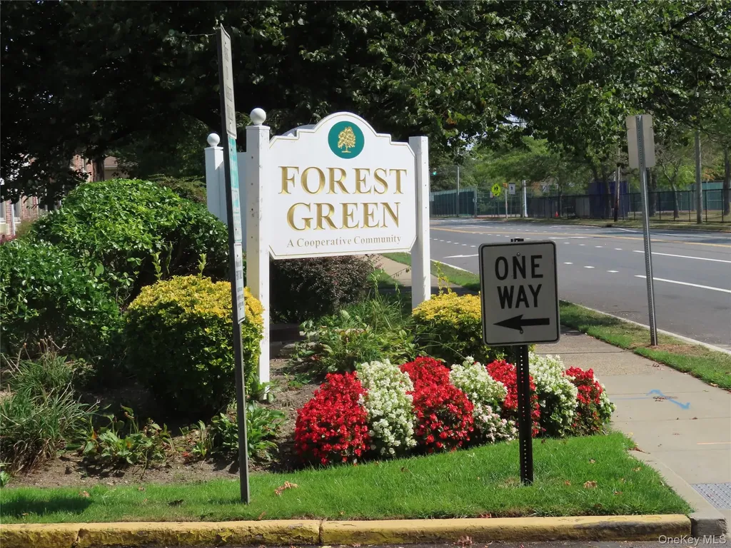2449 (B) #16 A Union Boulevard Islip NY 11751