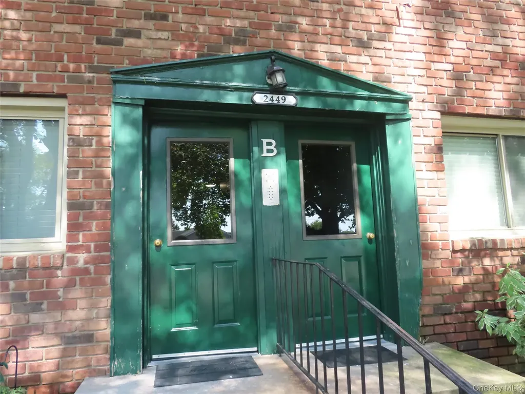 2449 (B) #16 A Union Boulevard Islip NY 11751