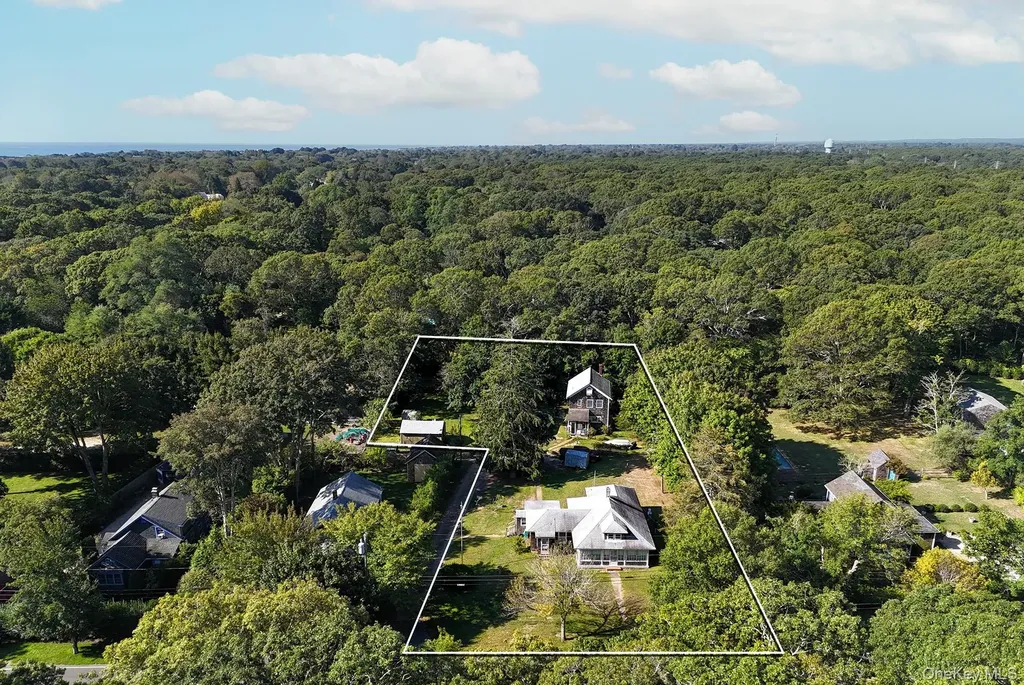 540 Abrahams Path East Hampton NY 11937