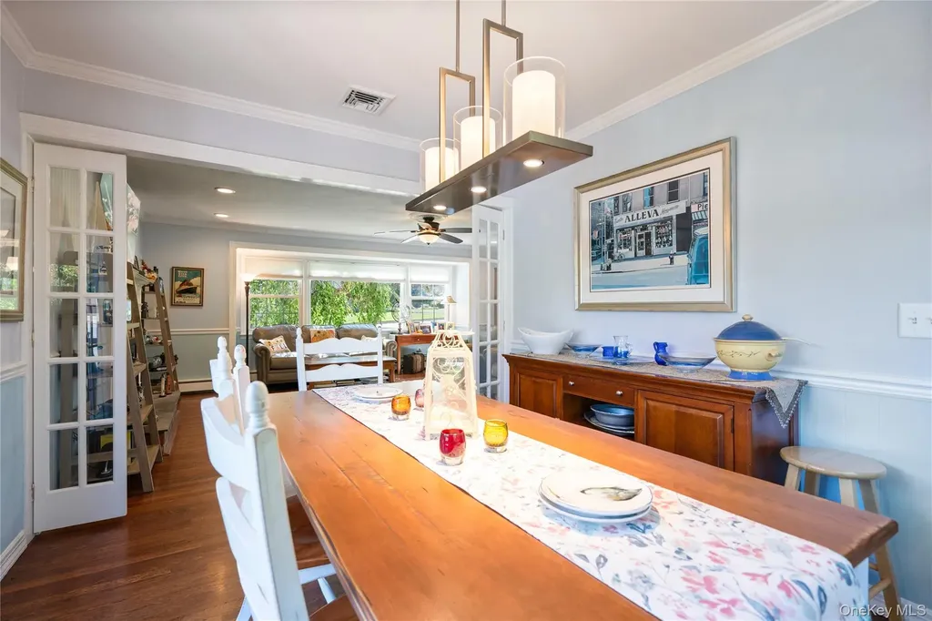 49 Rolling Road Miller Place NY 11764