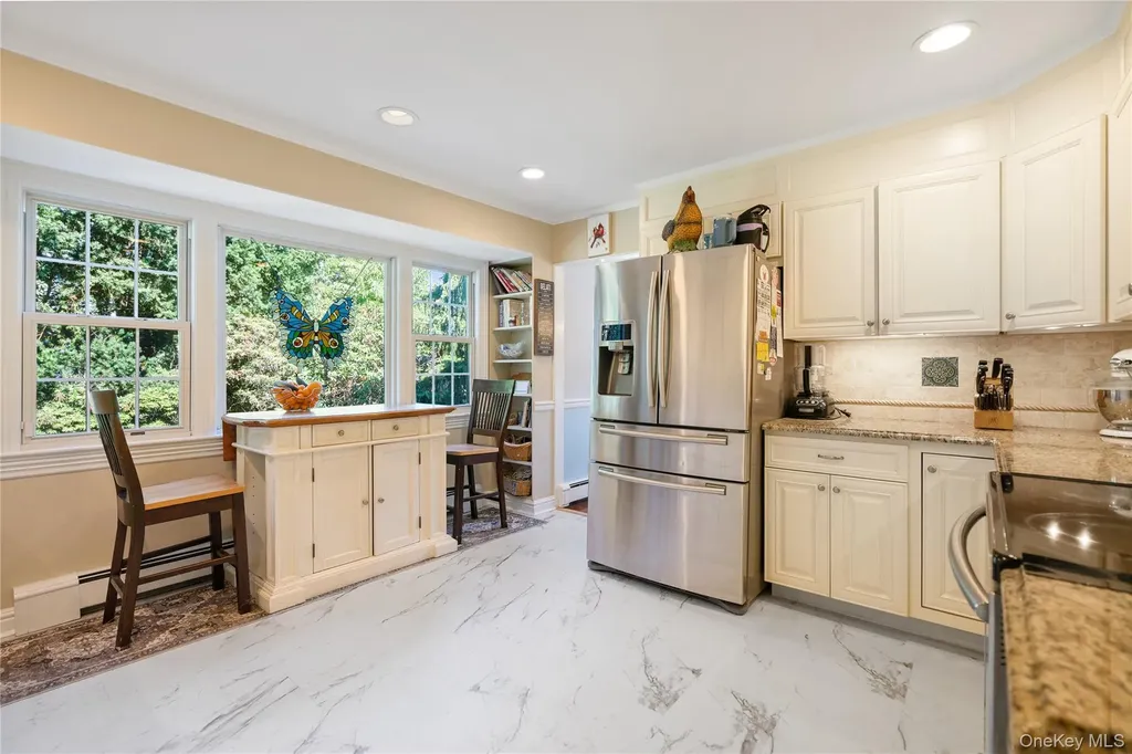 49 Rolling Road Miller Place NY 11764