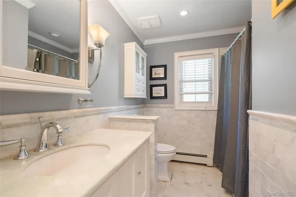 49 Rolling Road Miller Place NY 11764