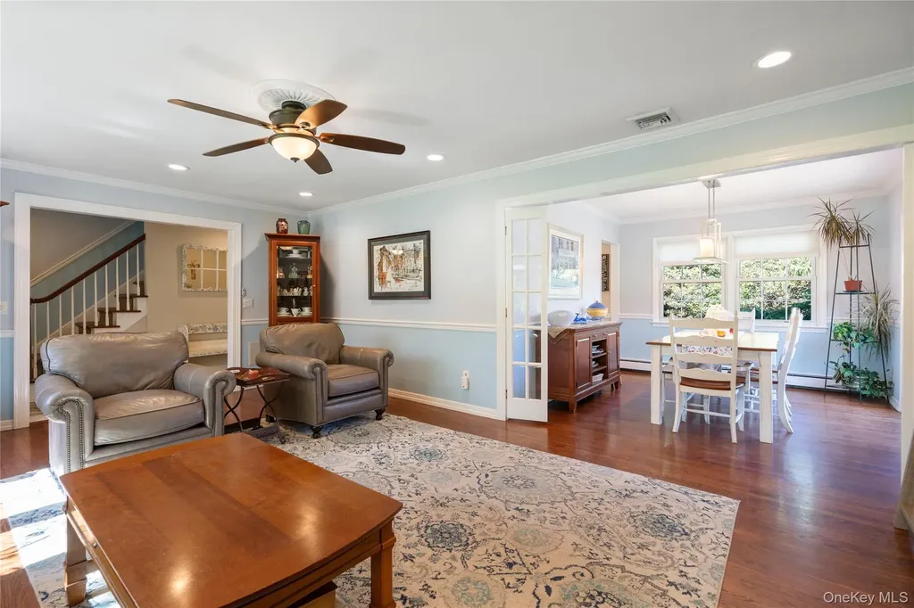 49 Rolling Road Miller Place NY 11764