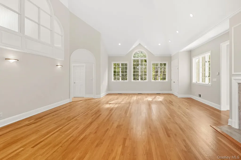 10 Cooper Road Scarsdale NY 10583