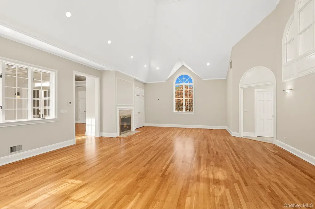 10 Cooper Road Scarsdale NY 10583