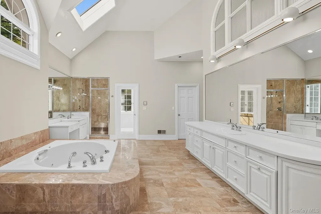 10 Cooper Road Scarsdale NY 10583