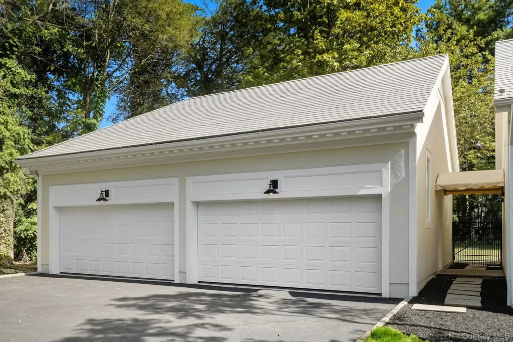 10 Cooper Road Scarsdale NY 10583