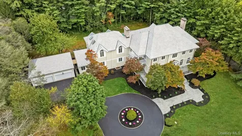 10 Cooper Road Scarsdale NY 10583
