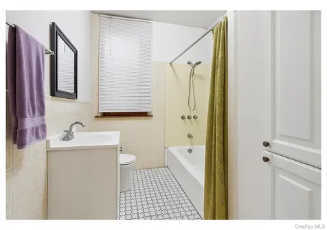 350-354 East 193rd Street Bronx NY 10458