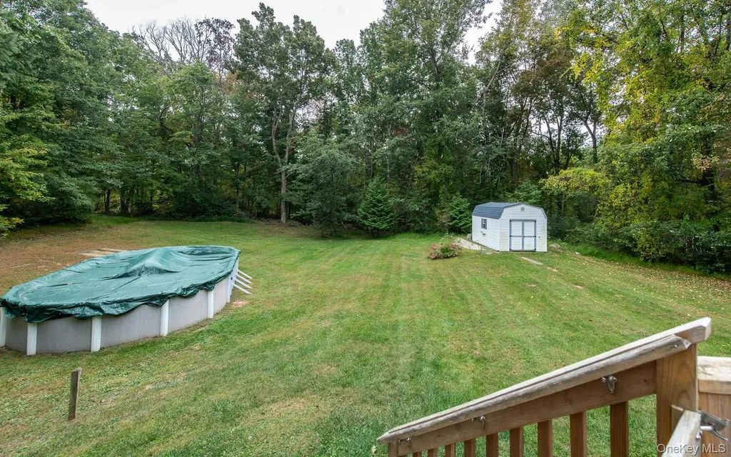 27 Greentree Drive S Hyde Park NY 12538