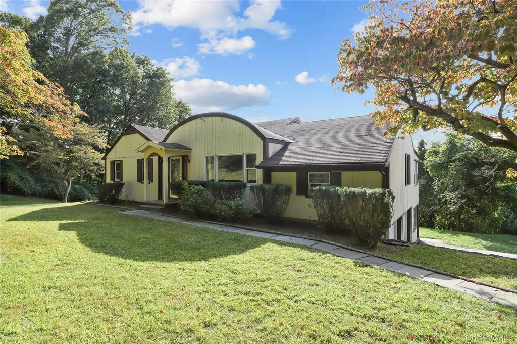 39 Mustato Road Katonah NY 10536