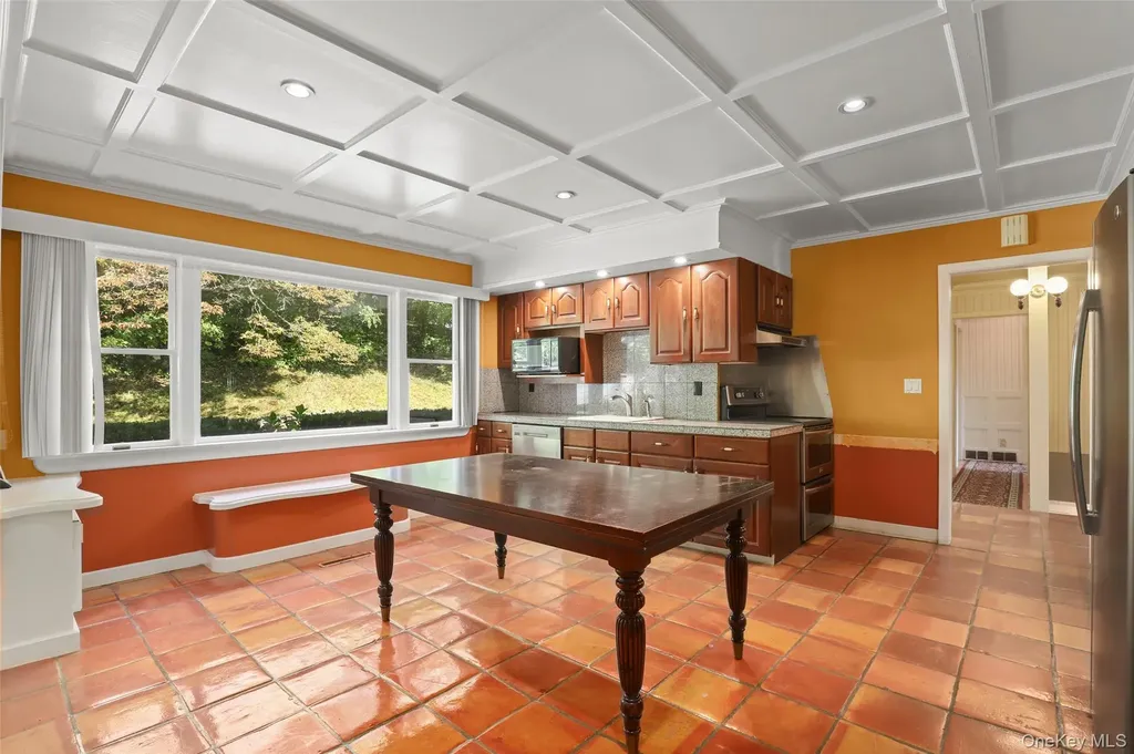 39 Mustato Road Katonah NY 10536