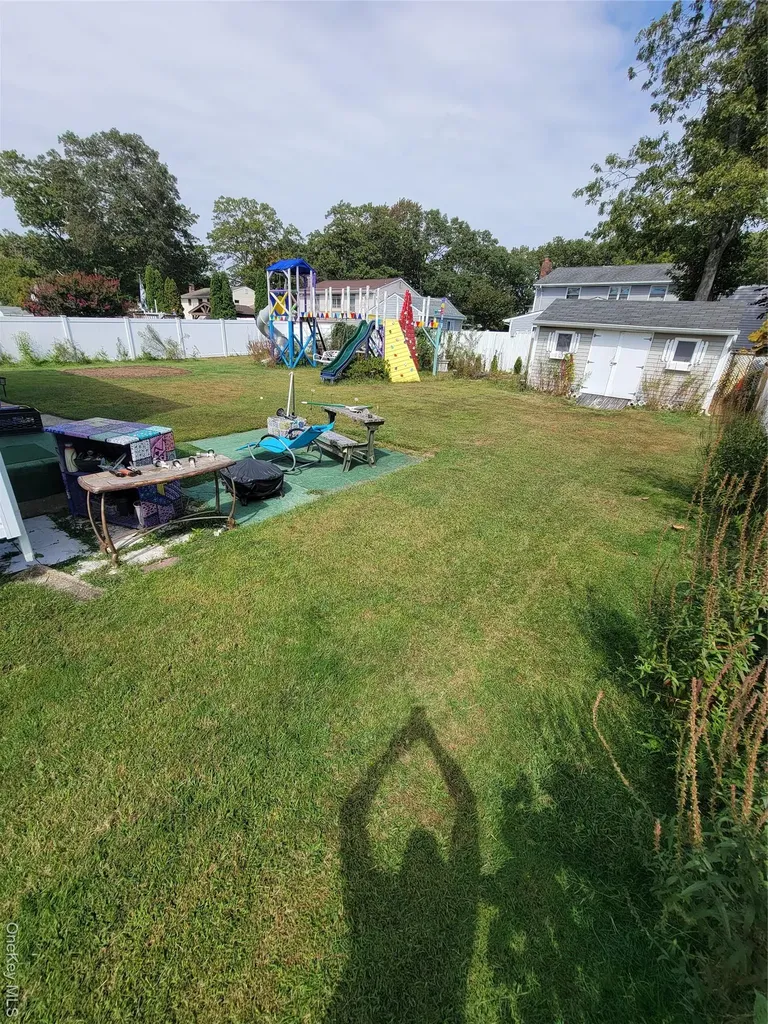 7 Deville Drive Selden NY 11784