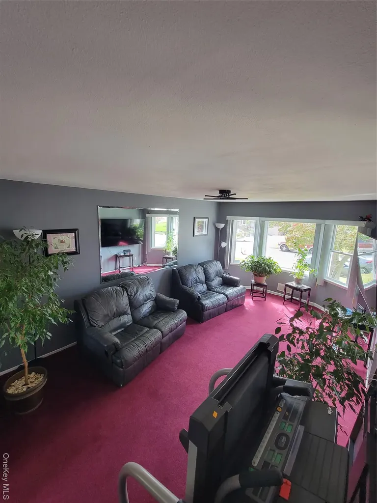 7 Deville Drive Selden NY 11784