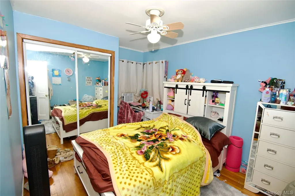 642 Dorothea Lane Elmont NY 11003