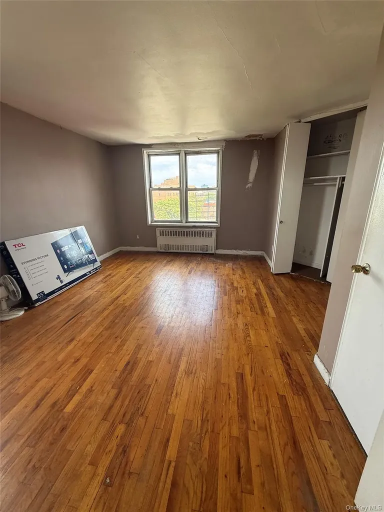 86-16 60th Avenue Elmhurst NY 11373