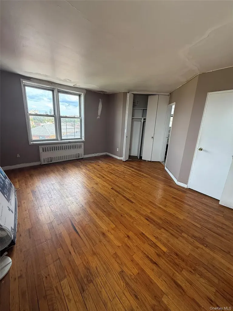 86-16 60th Avenue Elmhurst NY 11373