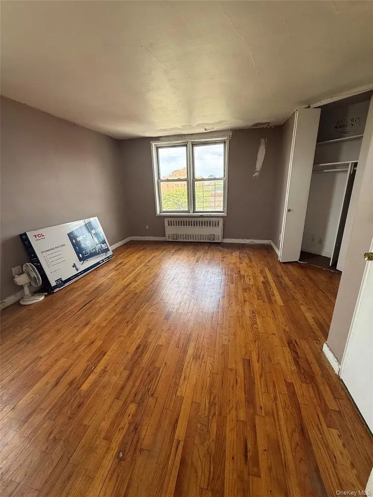 86-16 60th Avenue Elmhurst NY 11373