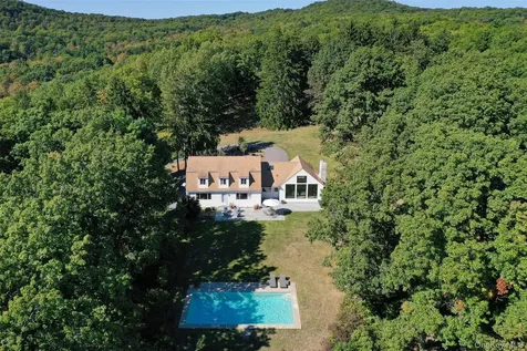84 Green Hill Road Pine Plains NY 12567