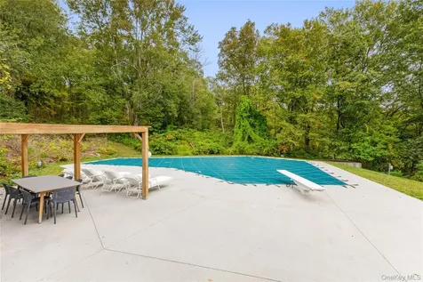 898 Gipsy Trail Road Carmel NY 10512