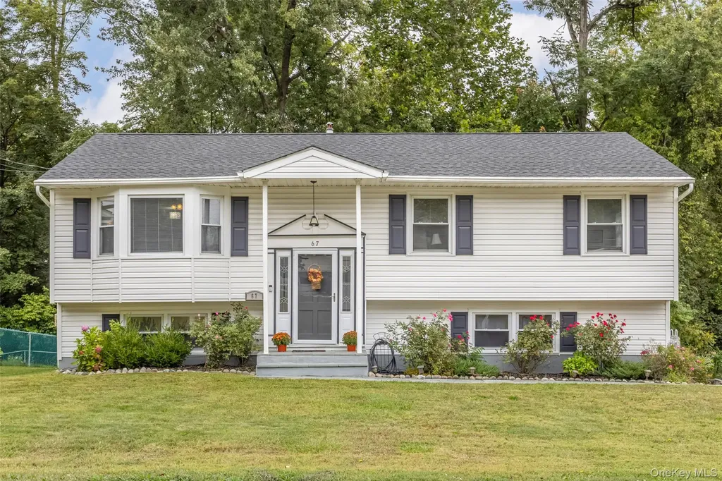 67 Cardinal Drive Poughkeepsie NY 12601