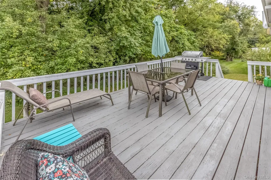 67 Cardinal Drive Poughkeepsie NY 12601