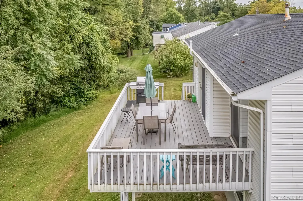 67 Cardinal Drive Poughkeepsie NY 12601