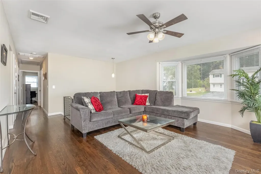 67 Cardinal Drive Poughkeepsie NY 12601