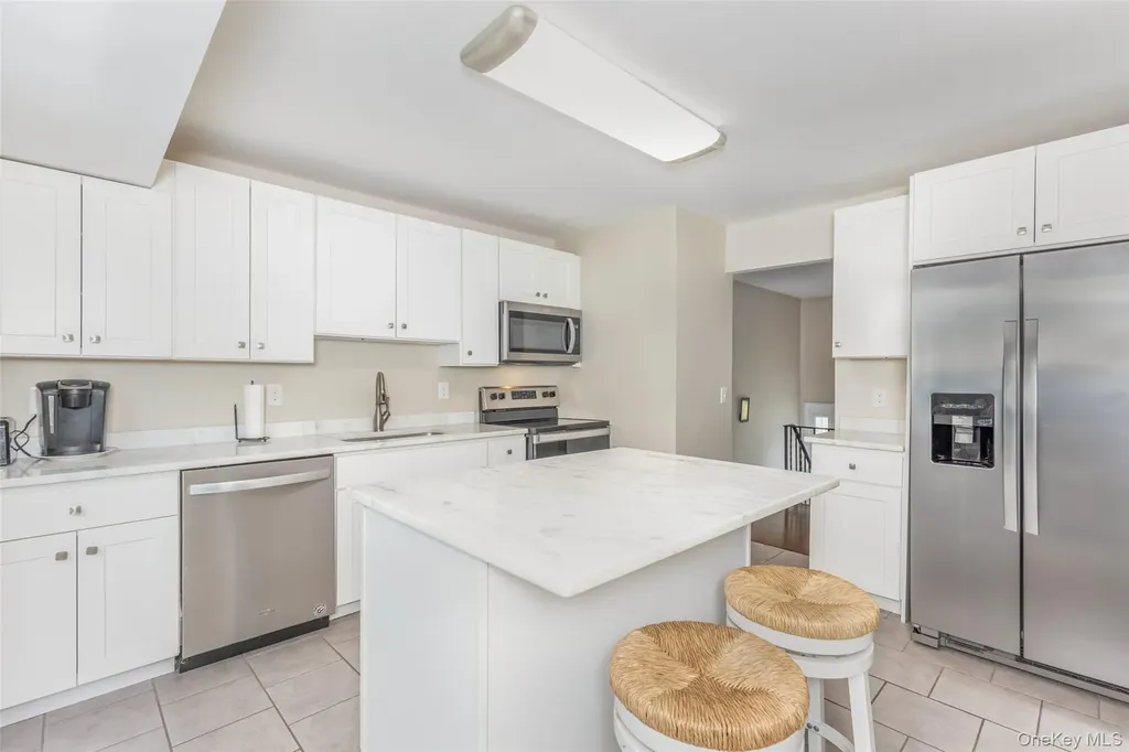 67 Cardinal Drive Poughkeepsie NY 12601