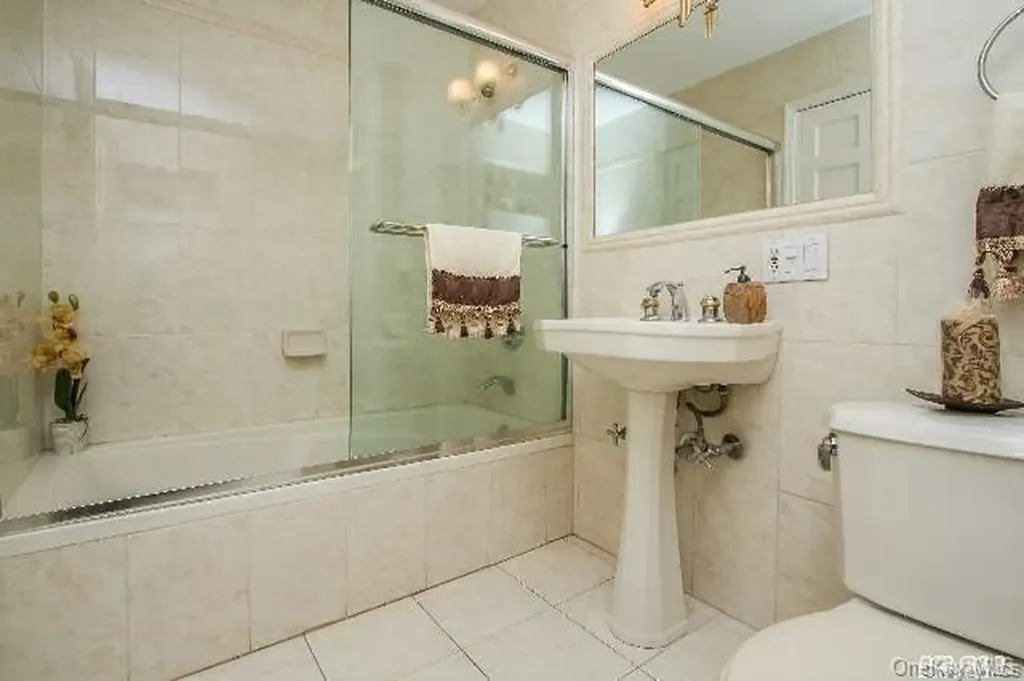 204 Margaret Boulevard Merrick NY 11566