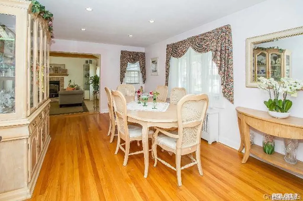 204 Margaret Boulevard Merrick NY 11566