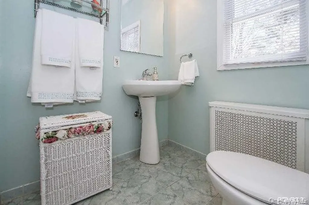 204 Margaret Boulevard Merrick NY 11566