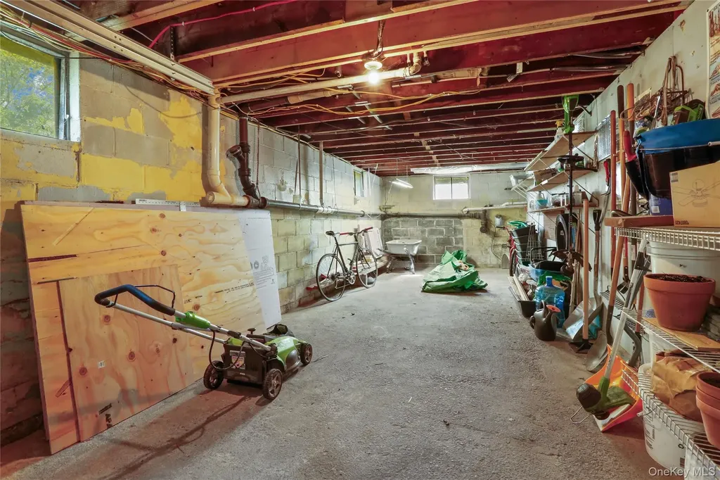 515 Walnut Street Hurley NY 12443