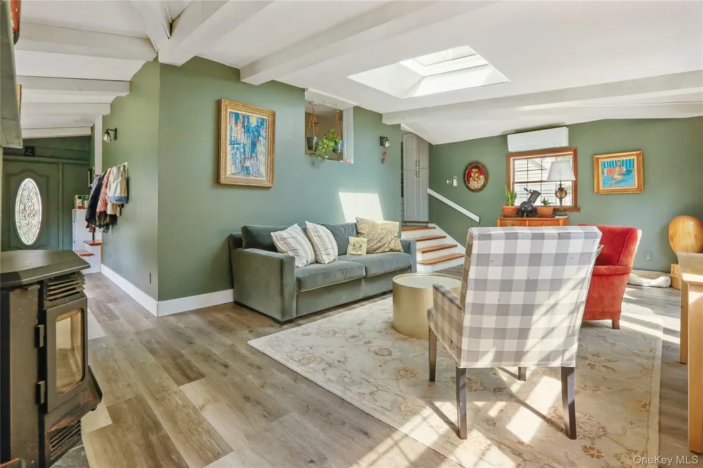 515 Walnut Street Hurley NY 12443