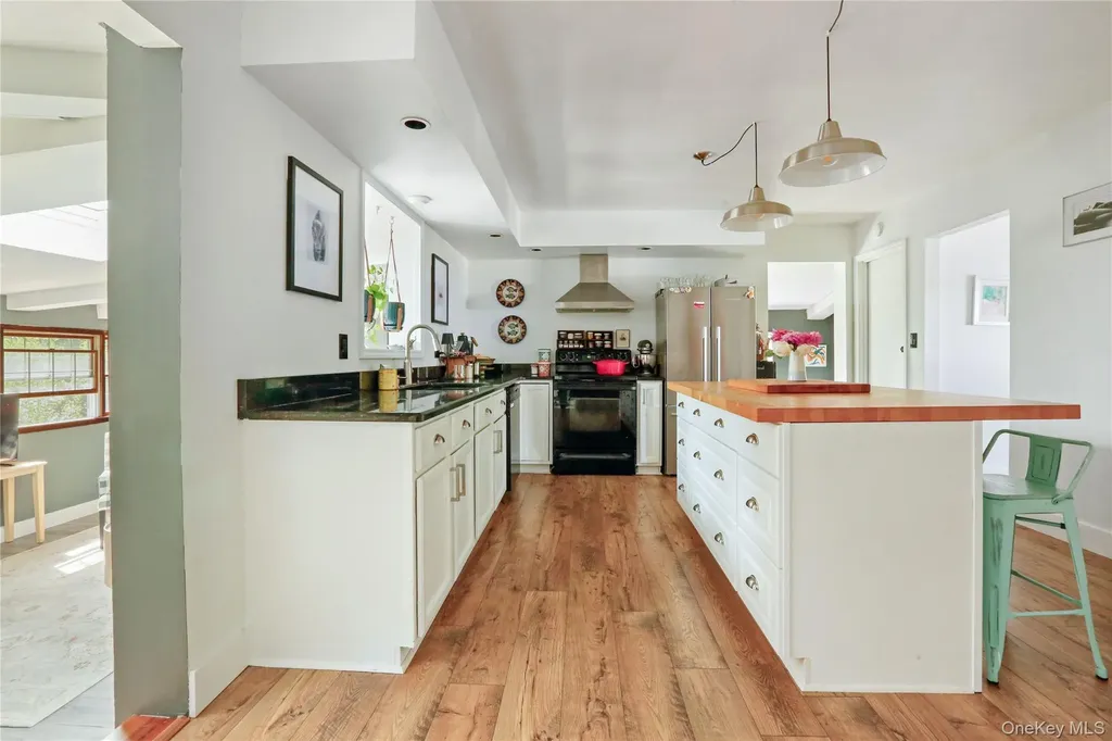515 Walnut Street Hurley NY 12443