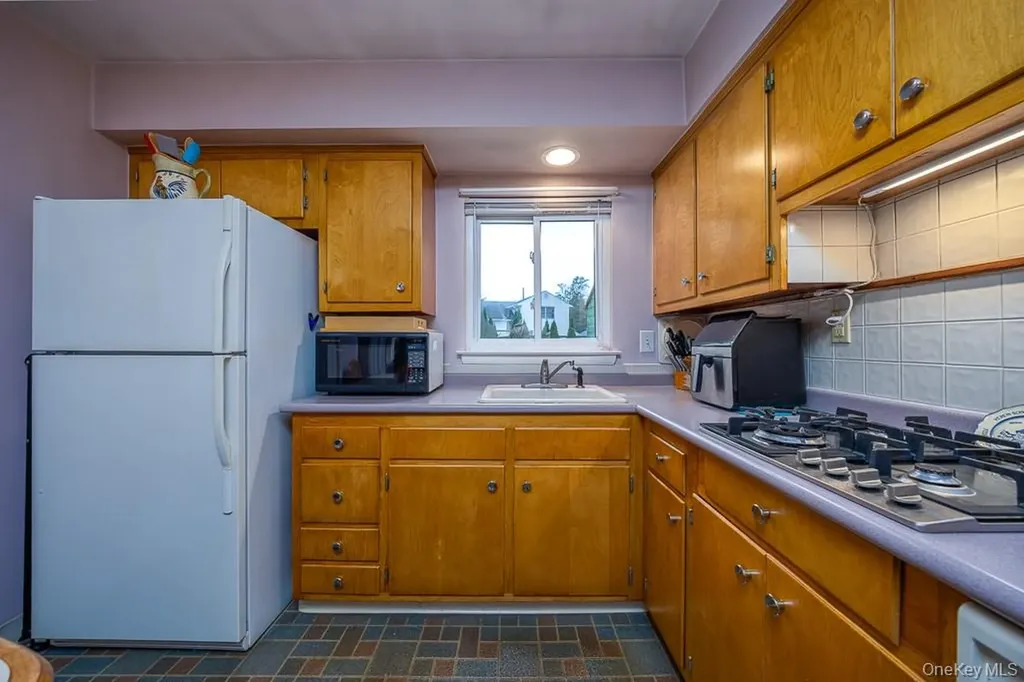 46 Jones Drive Garnerville NY 10923