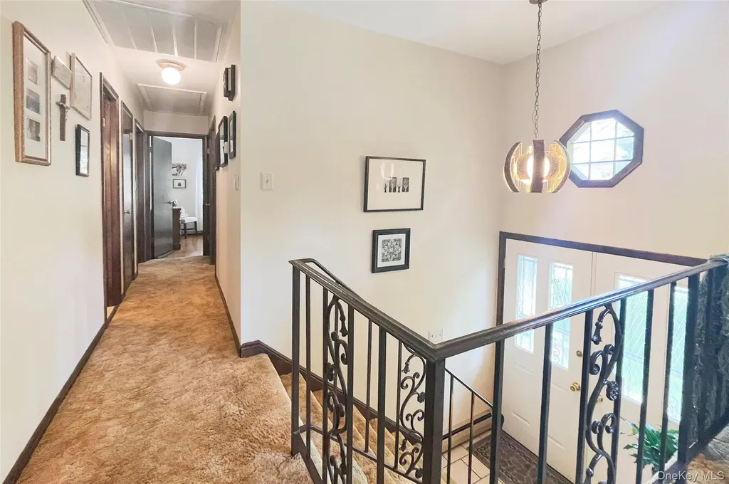31 Pine Tree Drive Poughkeepsie NY 12603
