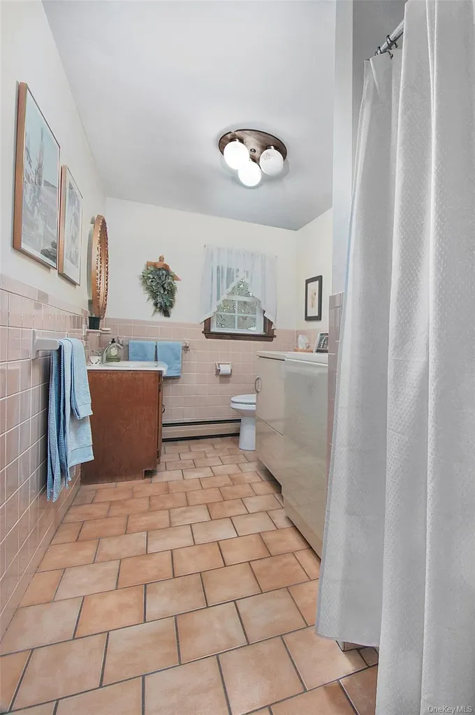 31 Pine Tree Drive Poughkeepsie NY 12603