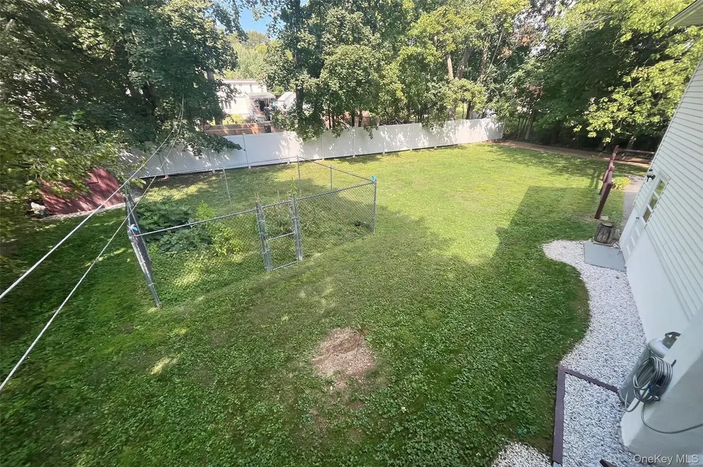 31 Pine Tree Drive Poughkeepsie NY 12603